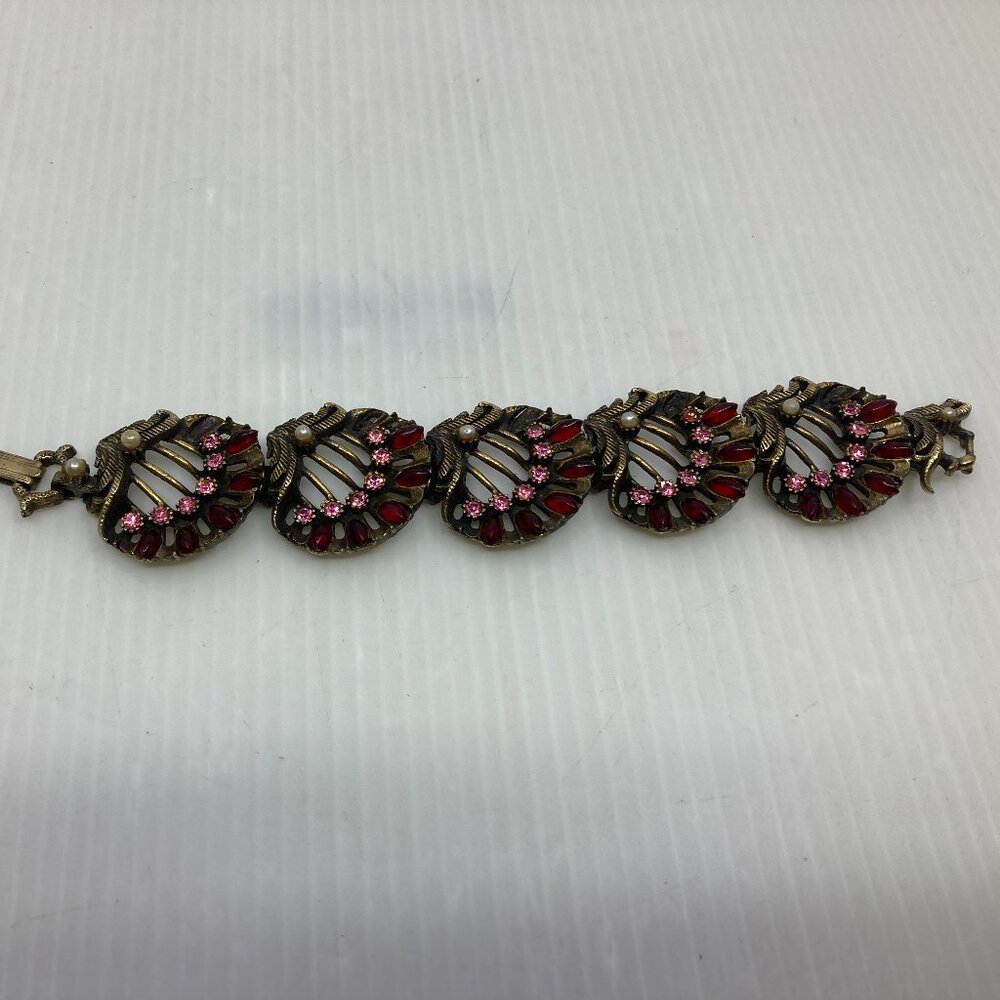 Vtg 1940s CORO ? RARE gold tone faux pearl rhinestone pink red pannel bracelet